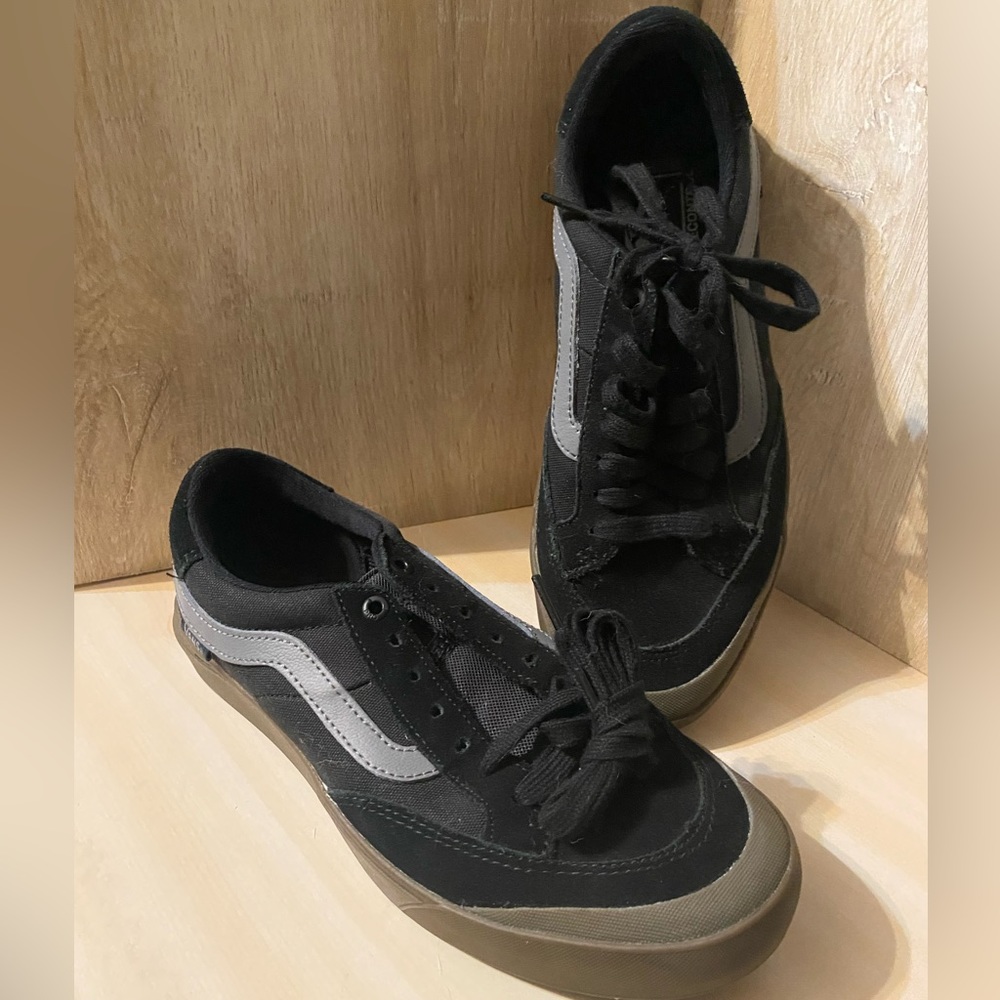 Vans Berle pro skate shoes men’s 8 women’ 9.5